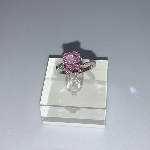 2ct Radiant Pink Sapphire Ring - Picture 8 of 17